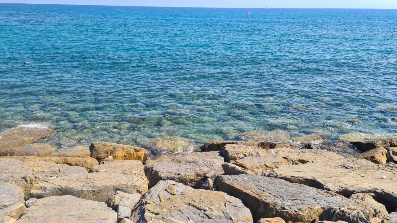 Casa Merea 16 Costa d'Oneglia 外观 照片